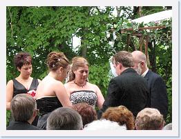 June - MN - Wedding - (41) * 3648 x 2736 * (4.36MB)